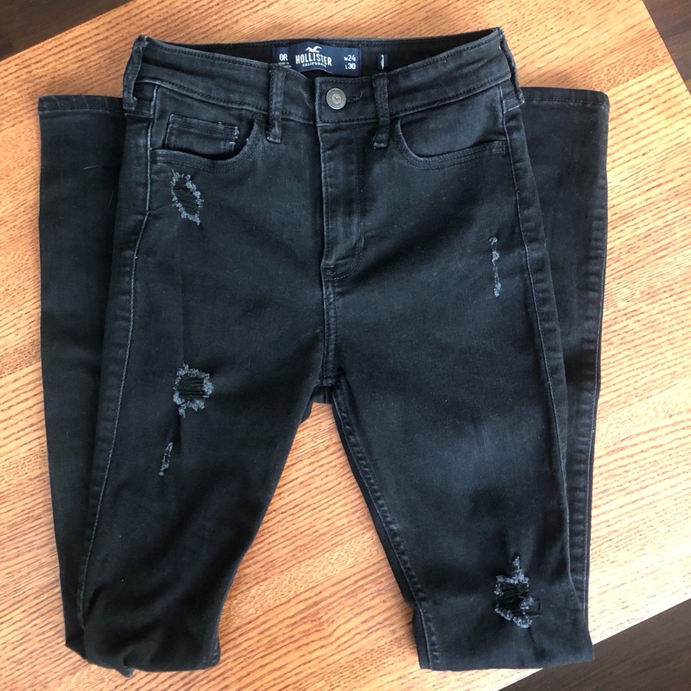 Hollister black, distressed skinny jeans, 0R